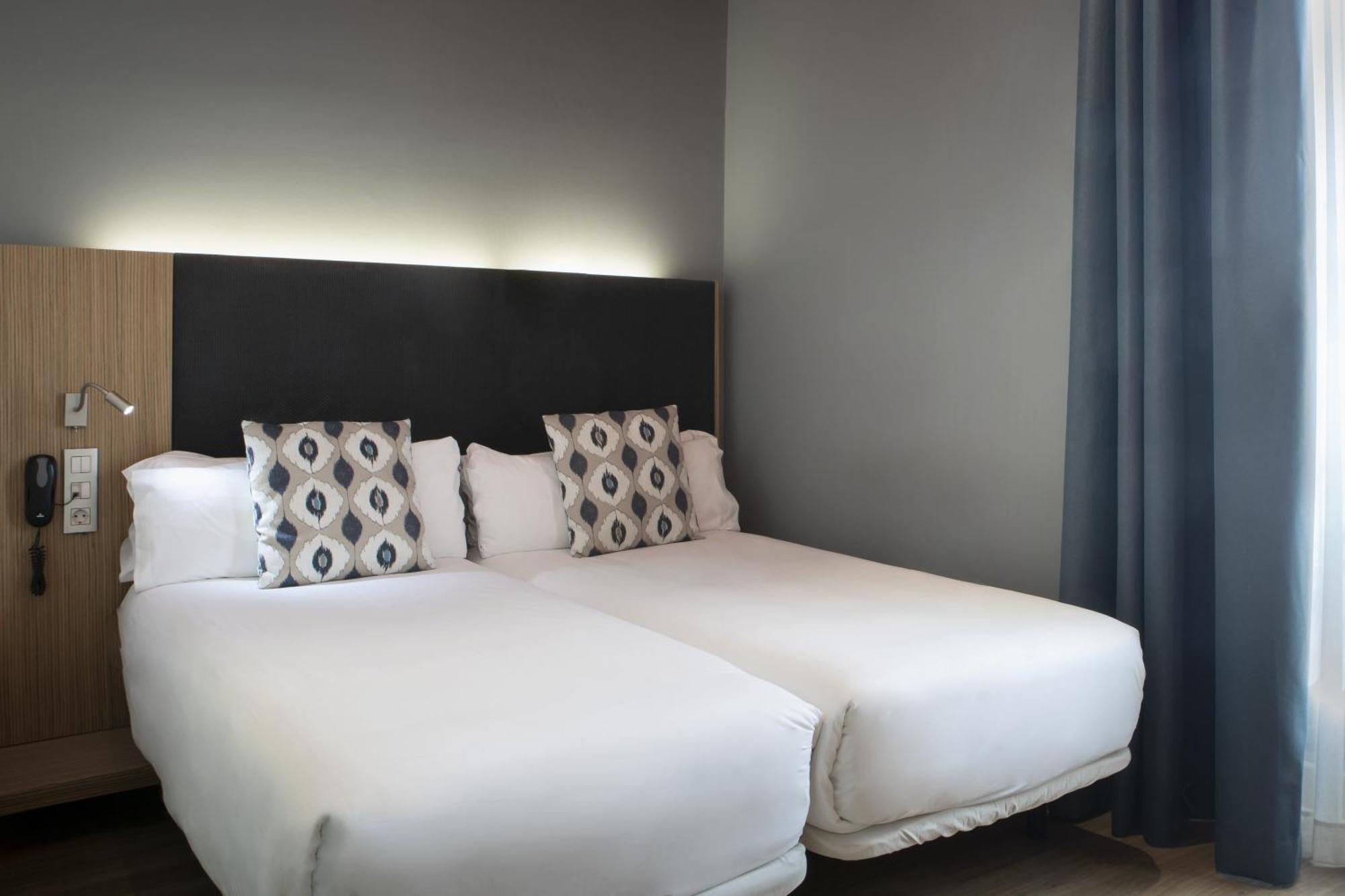 Chambre Double ou Lits Jumeaux (1-2 Adultes)