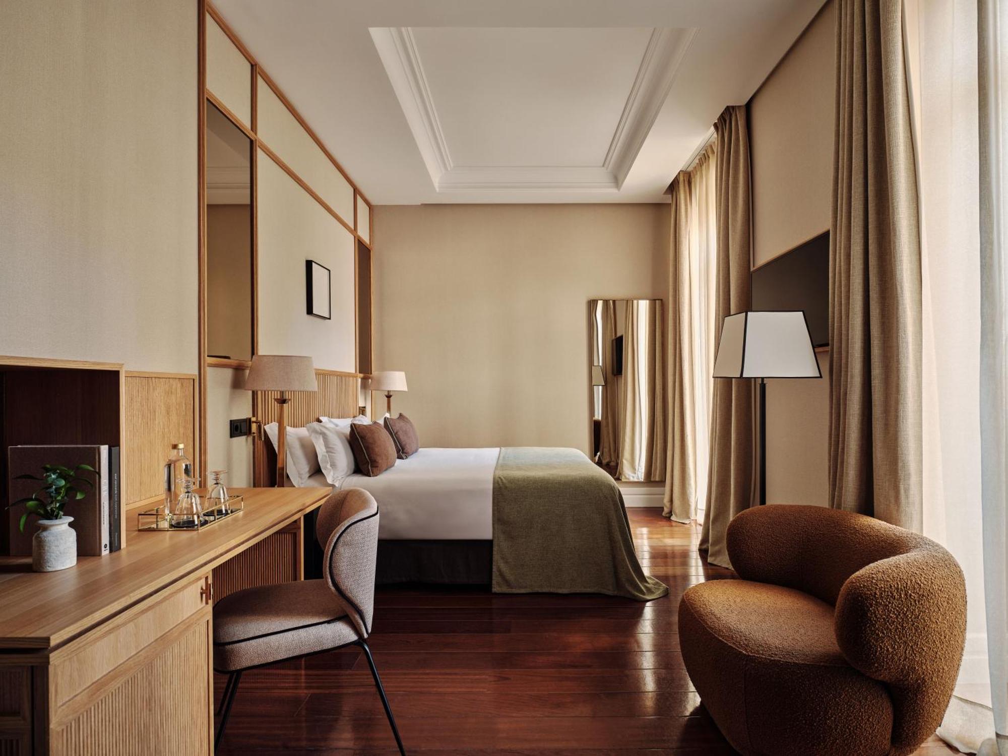 Quarto Deluxe com Cama de Casal ou 2 de Solteiro