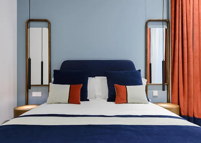 Self Catering: Smartrental Collection Gran Via Centric