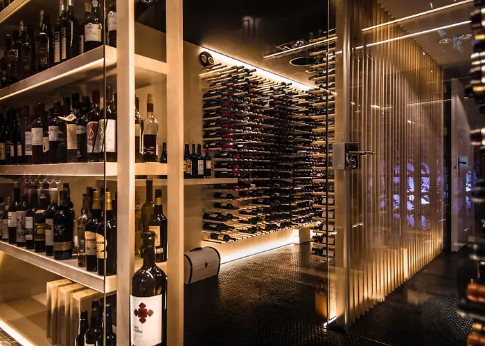 Luxury hotel only: Hyatt Regency Hesperia Madrid