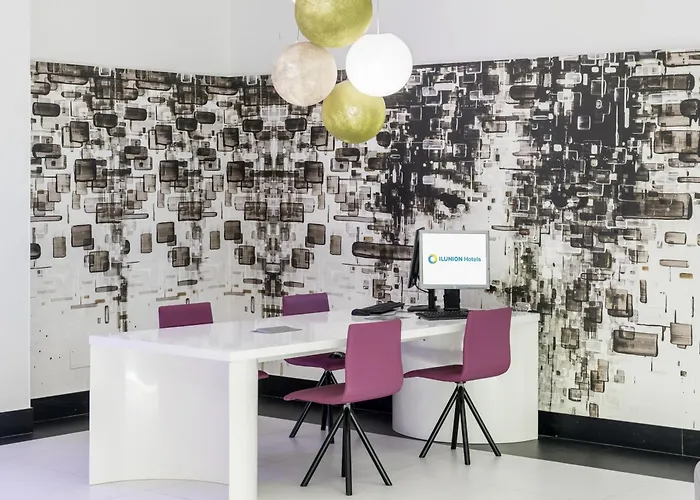 Ilunion Suites d